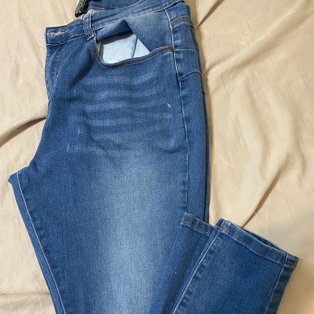 Women’s Jeans